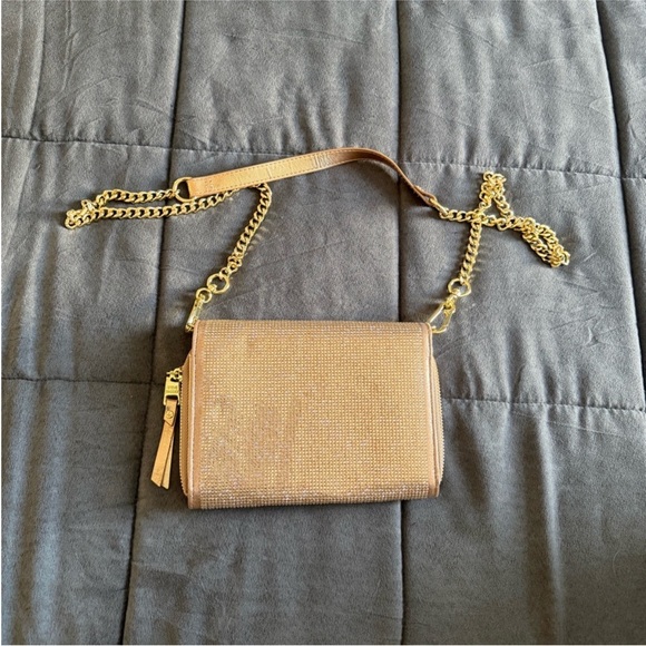 Steve Madden Gold Chain Crossbody Bag - Picture 6 of 9